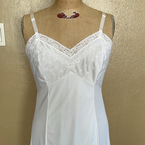 Vintage Sears The Doesnt Slip white slip, size tall 36 - Picture 1 of 10